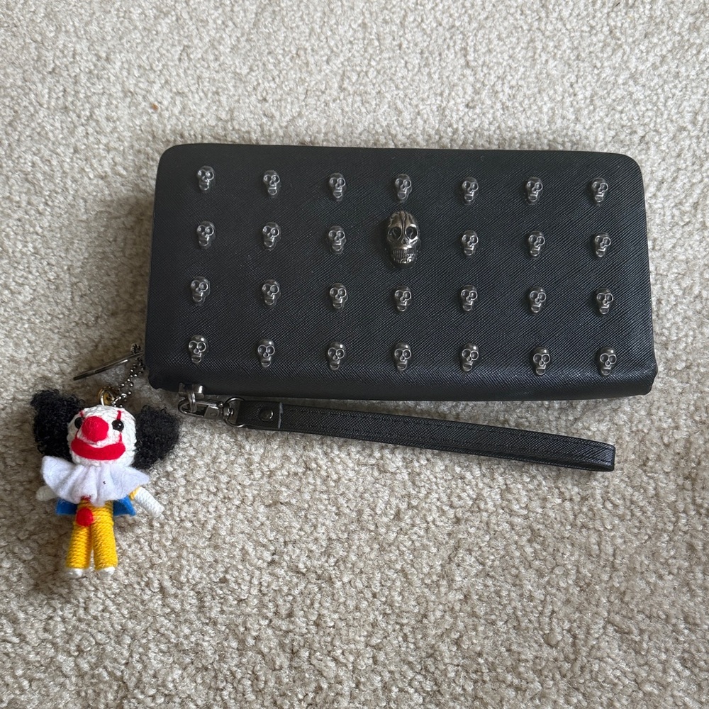 Thomas Wylde Black Skull Studded Wallet with added Keychain